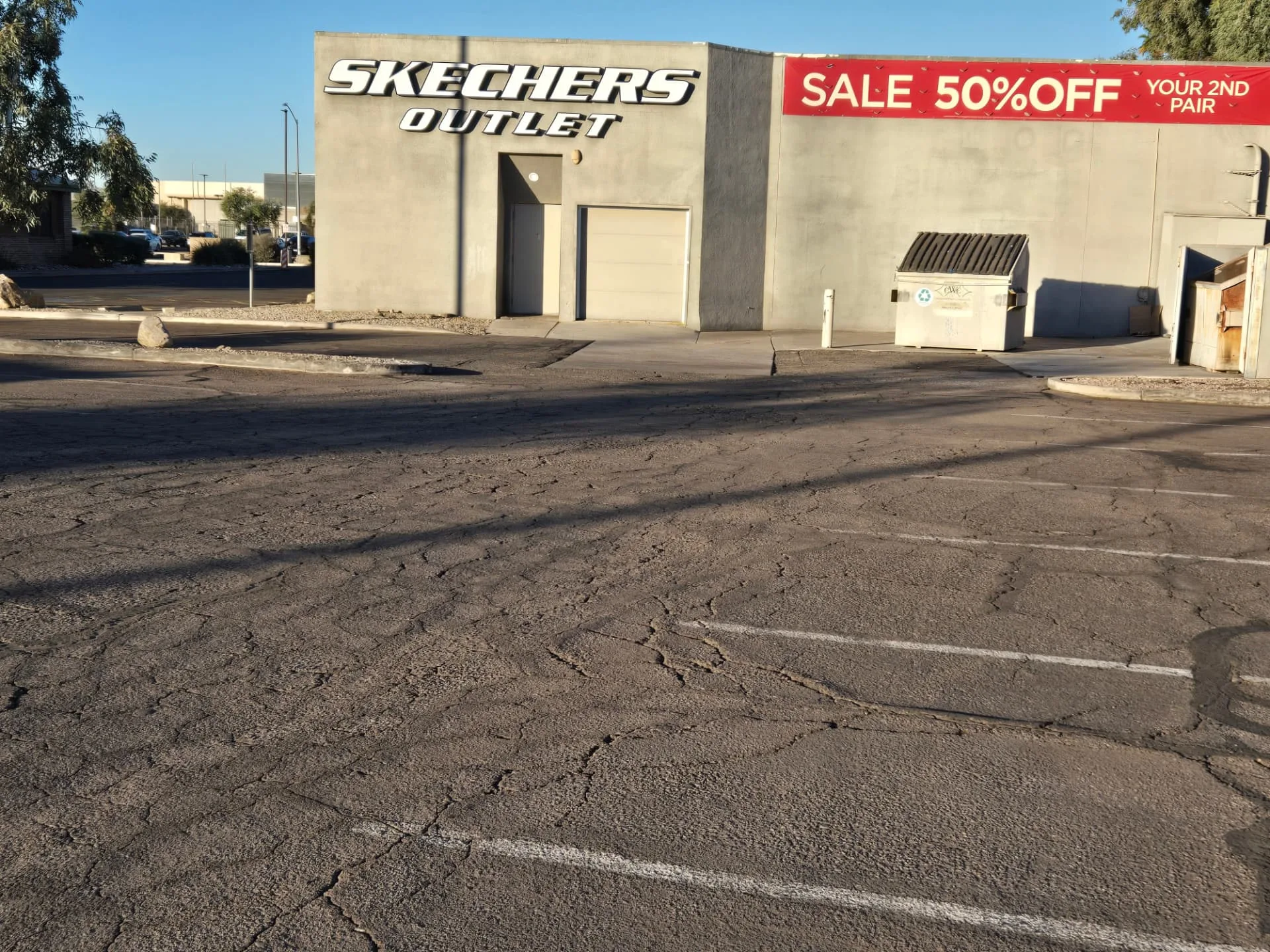 How Arizona Heat And UV Destroy Commercial Asphalt, American Asphalt, Arizona asphalt paving contractor